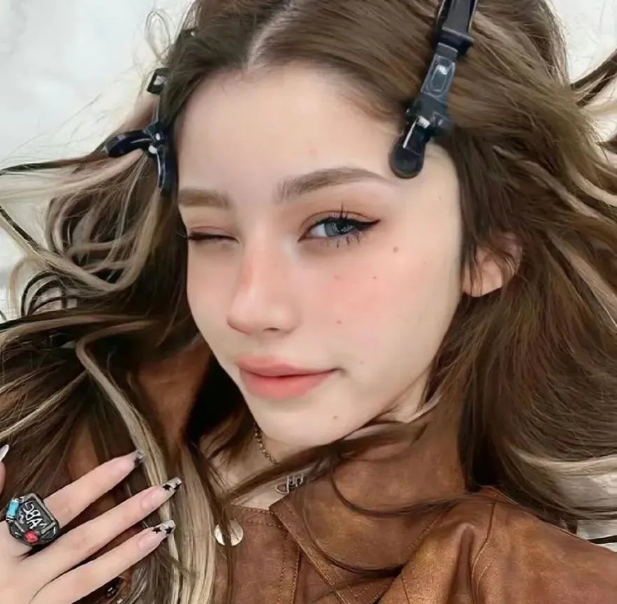 漫研部第三季 封面